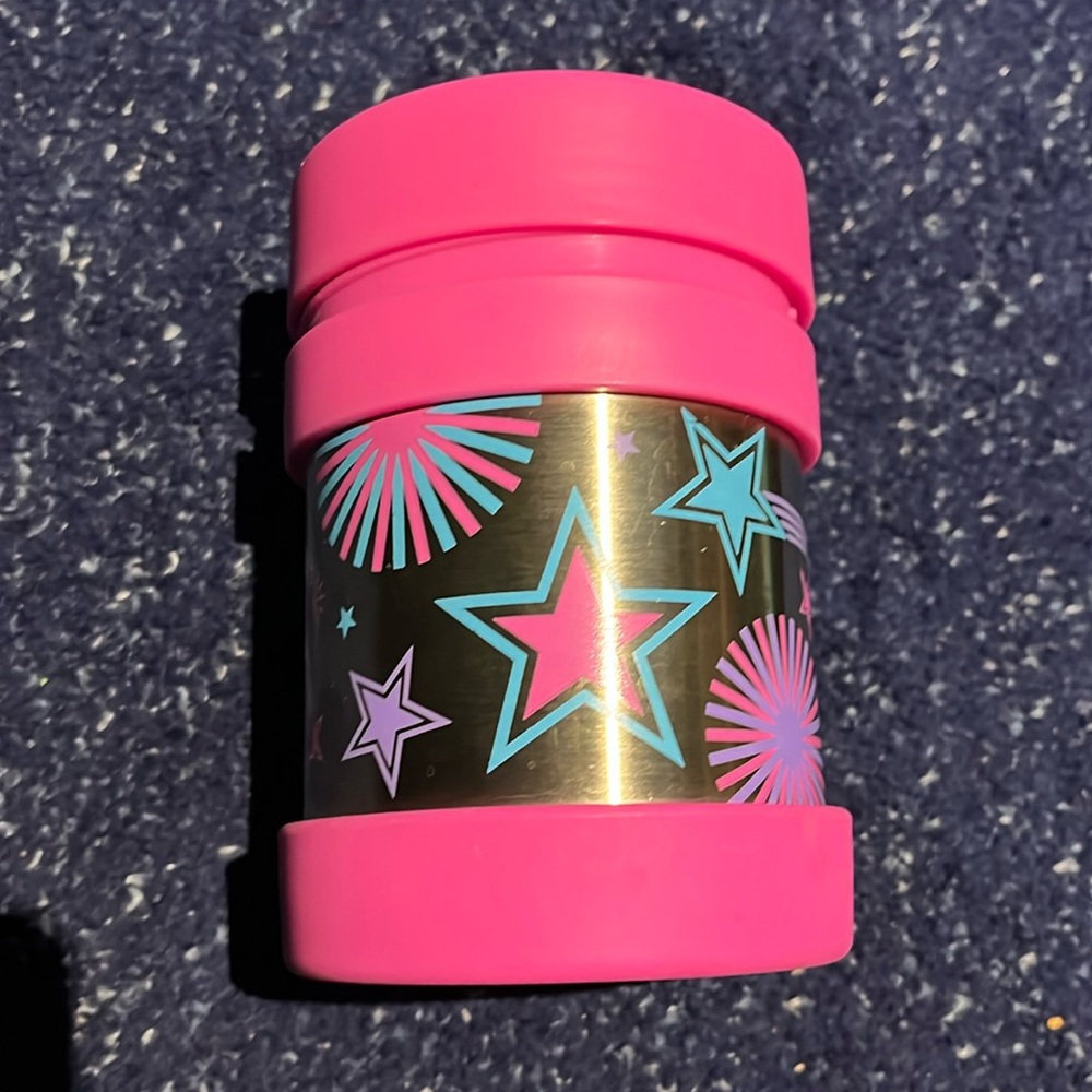 Like new 10oz Thermos SS